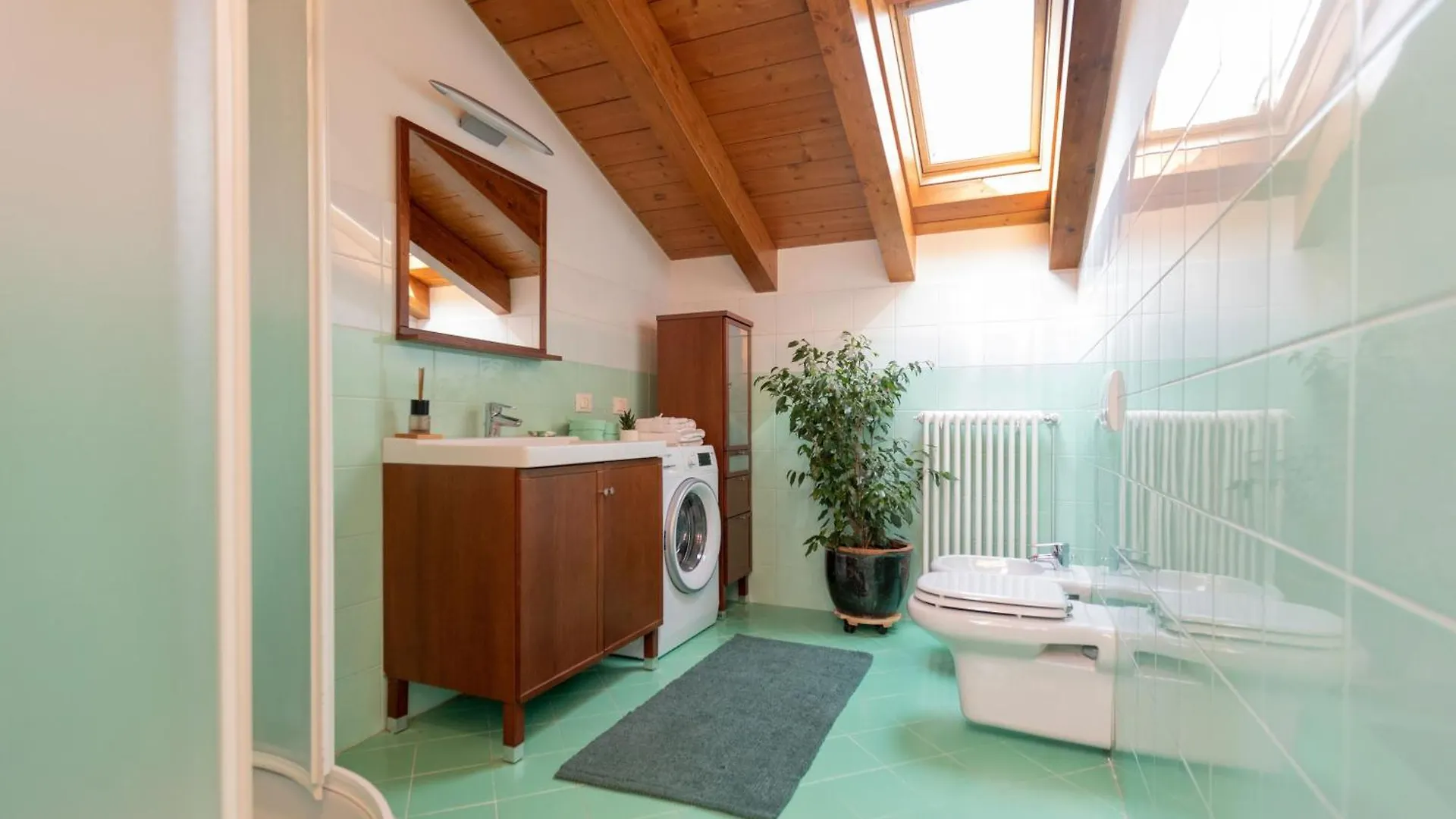 Apartamento Mansarda Vista Lago Di Como E Balbianello Tremezzo Itália